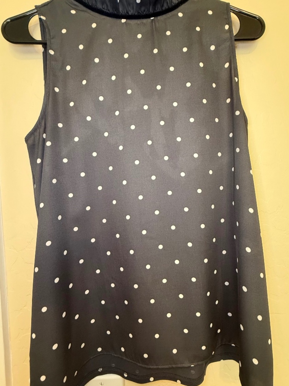 LOFT Sleeveless Poka Dot Top